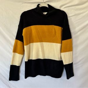 Women’s Relaxed Fit Sweater